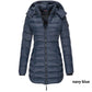 📢📢50% Rabatt + KOSTENLOSER VERSAND!!! 🎉✨ Mittellange wattierte Winterjacke für Damen – einfarbig & warme Kapuze