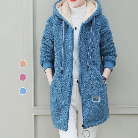 💎🔥 Jetzt im Trend – Warme Winterjacke aus Kunstlammfell für Damen