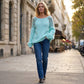 Damenpullover mit offenen Schultern und Spitze