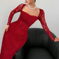 Maxikleid mit langen Ärmeln und Spitzenbesatz, figurbetont