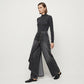 ⏰Asymmetrische Wickeljeans 👖 – trifft Culottes auf Hose. Hochgeschnitten für optisch längere Beine, weit & fließend, mit diagonalen Knöpfen. Im Handumdrehen zur Fashionista! ✨