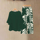Elegantes, fließendes Oberteil und bedruckte Hose Set von Wemon