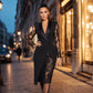 Neue Kollektion🔥Elegantes Spitzenkleid mit V-Ausschnitt – schmeichelhaft und feminin 🌸