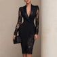 Neue Kollektion🔥Elegantes Spitzenkleid mit V-Ausschnitt – schmeichelhaft und feminin 🌸