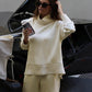 Sweatshirt mit Stehkragen und seitlichem Reißverschluss & Hose (Zweiteiler)