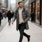 Mittellange Kapuzen-Steppjacke für Herren