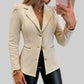 Modischer figurbetonter Damenblazer