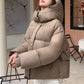 Dicke, kurze Winterjacke mit Kapuze für Damen